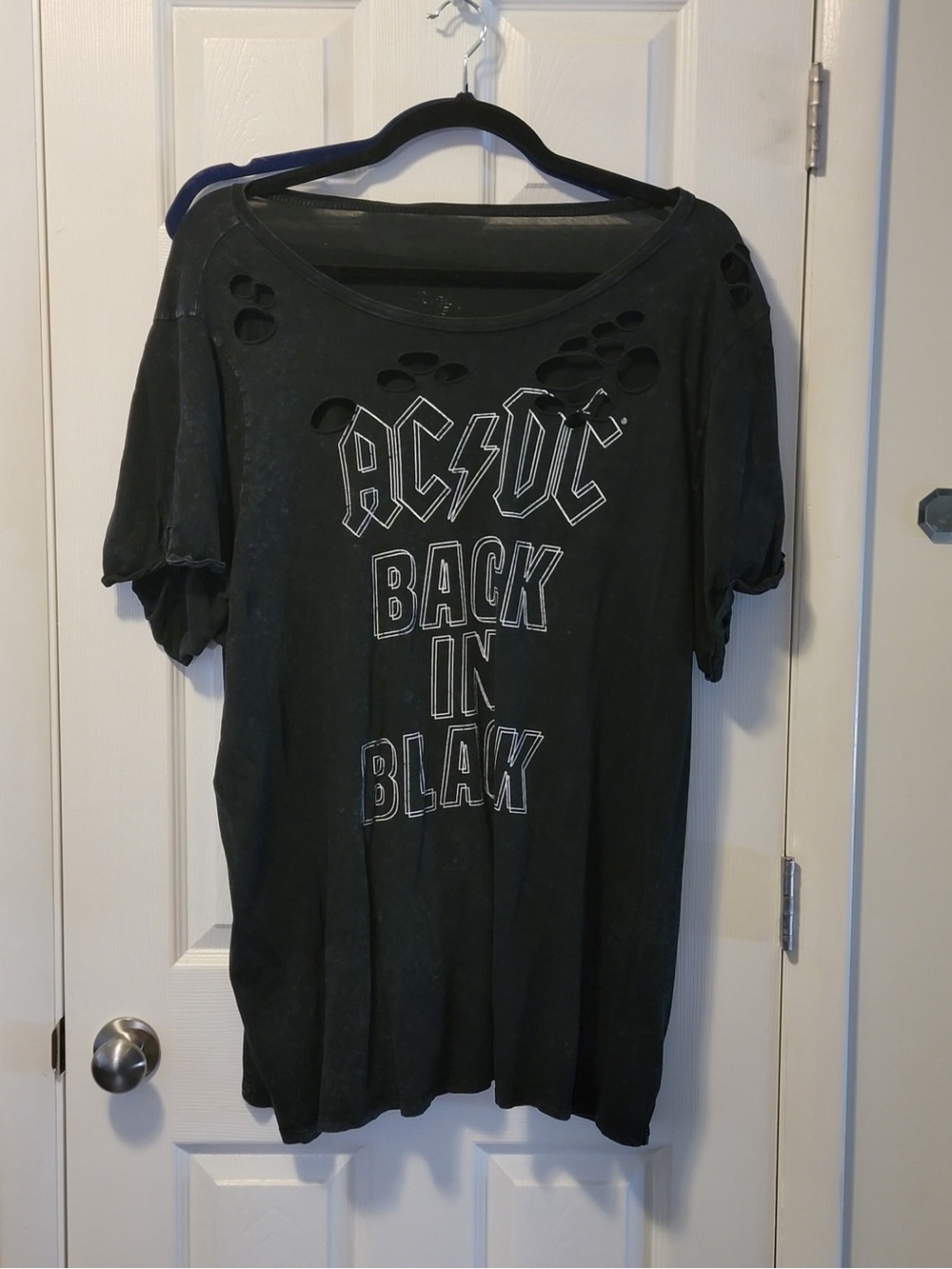 Torrid Black AC/DC 'Back In Black' Distressed Short Sleeve Tee